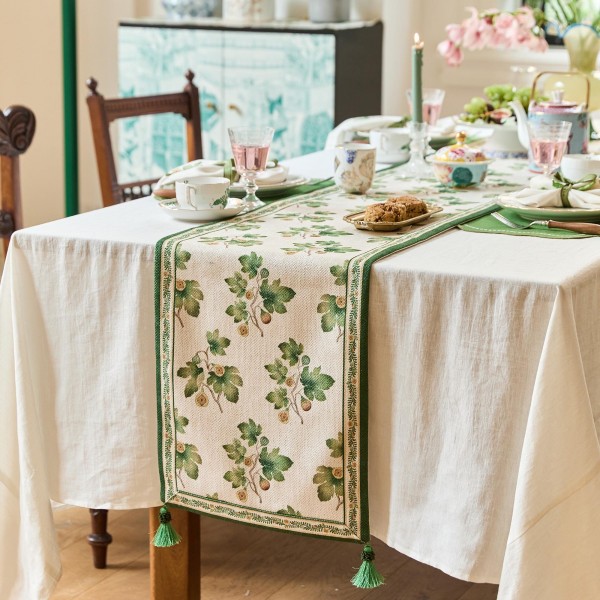 Fig Pattern Table Runner