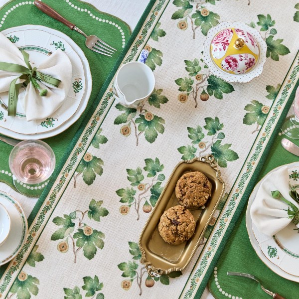 Fig Pattern Table Runner