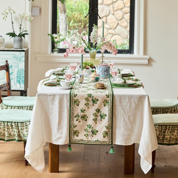 Fig Pattern Table Runner