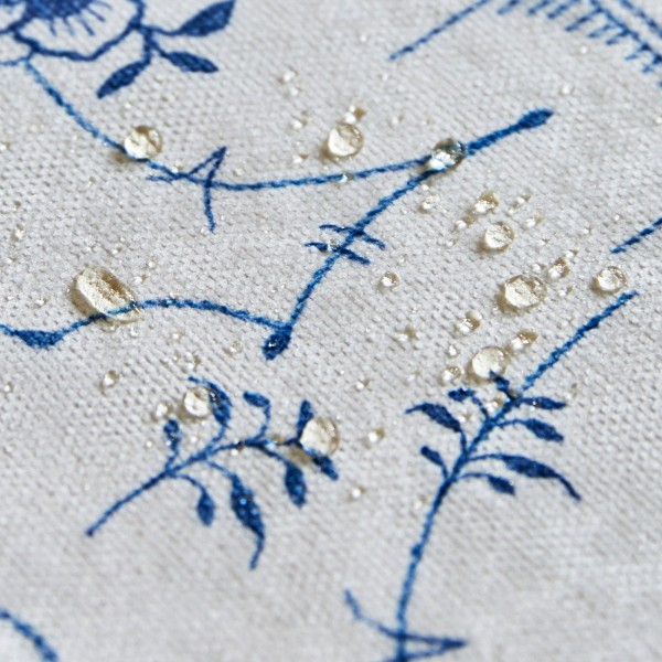 Blue floral pattern table runner